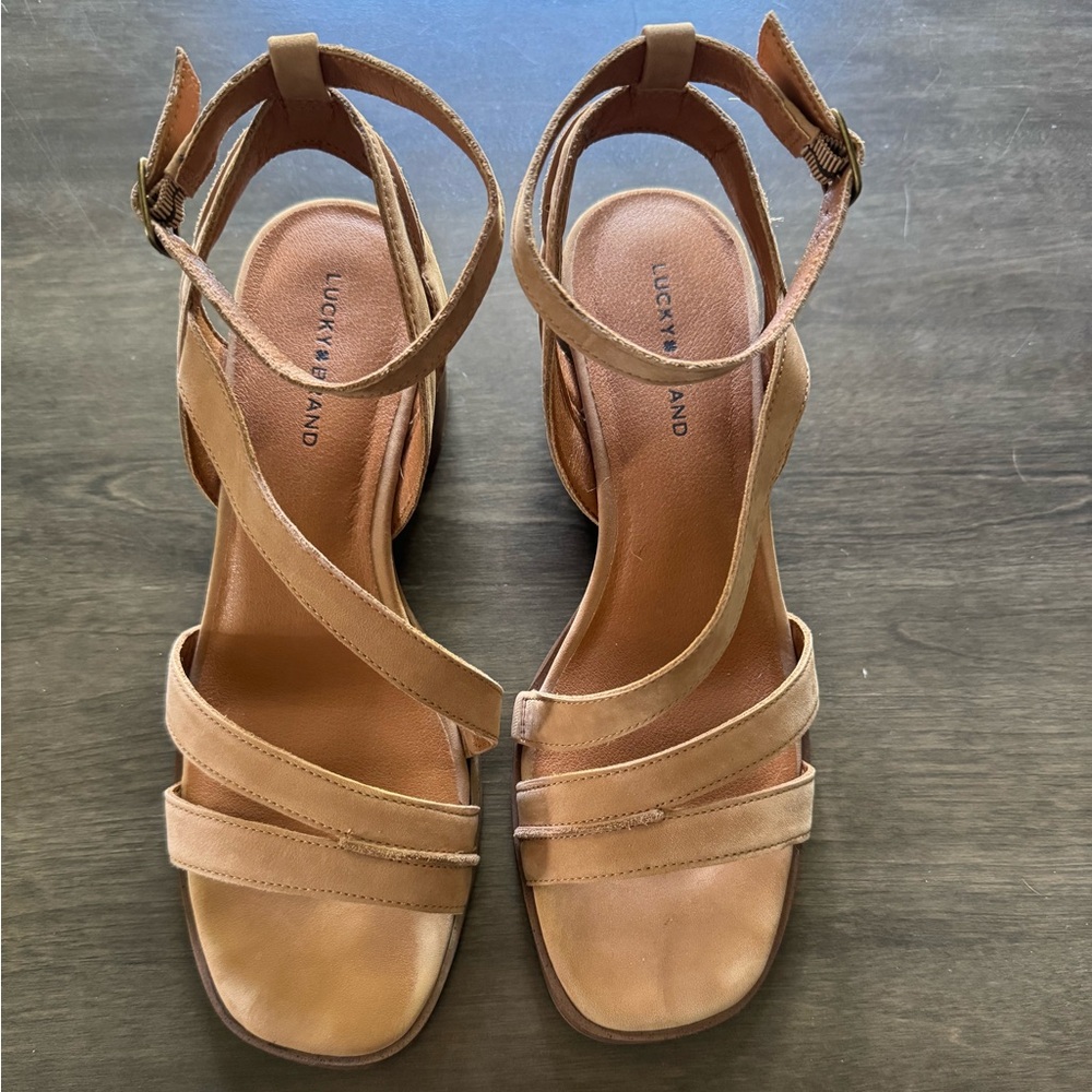 Lucky Brand Beige Strappy Sandals